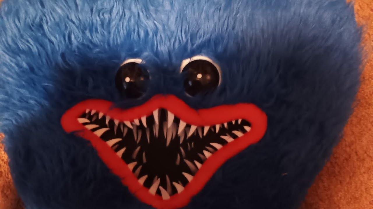 Huggy Wuggy dancing to its been so long 