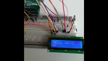 Arduino sagt:" Hallo Welt " und zählt die Betriebssekunden.
