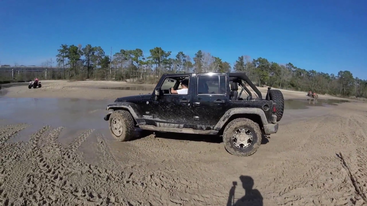 Jeep Wrangler Unlimited @ Xtreme Off-Road Park Crosby, Tx