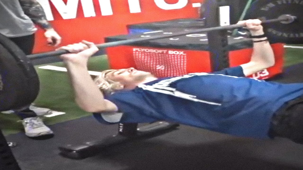 xQc's Return To The GYM! (Part 1) YouTube