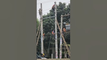 DPDC Electrical line work without Safety #shorts #DPDC #bangladesh