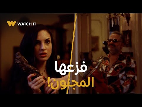 ساعته وتاريخه 4 فنان دكتور اتفاجئت بنفسها مع مجنون في مكان مقفول يا ترى مين ده وهتتصرف ازاي