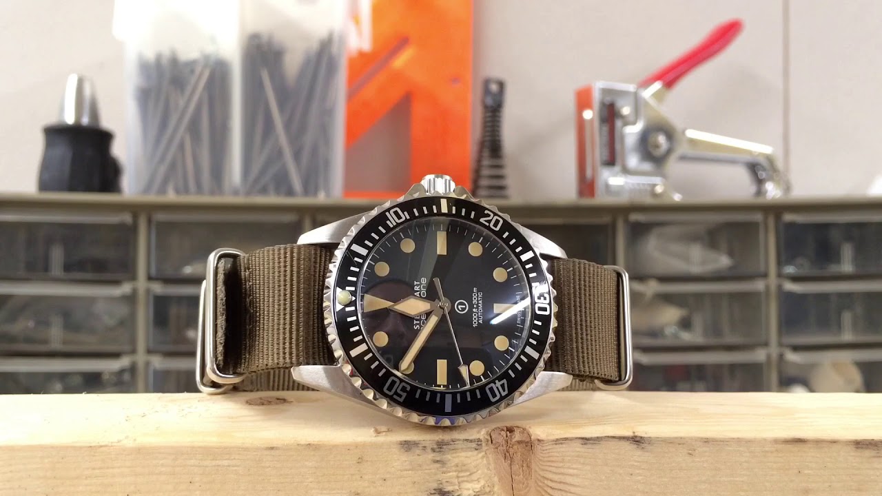 Steinhart Watches Ocean Vintage Military 39mm Review - Gnomon Exclusive