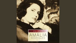 Video thumbnail of "Amália Rodrigues - Com que voz"