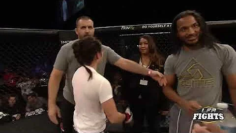 UFC's MACKENZIE DERN vs FEMALE BODYBUILDER | LFA MMA | Full Fight