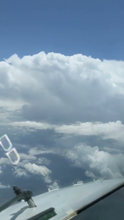 Summer 🌞 is coming #shorts #msfs #msfs2020 #boeing737 #boeing #thunderstorm #radar