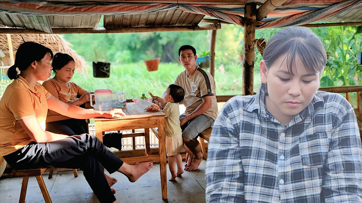 Thu and her mother were very sad because the flood water swept away the chickens.