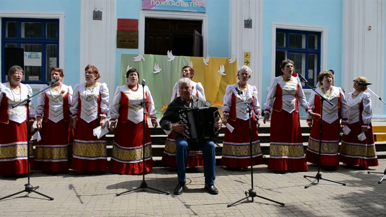 Хор села. Дом культуры села Кухаривка. Кухаривка фото. Ейск село Кухаривка. Родная сторонушка ансамбль.