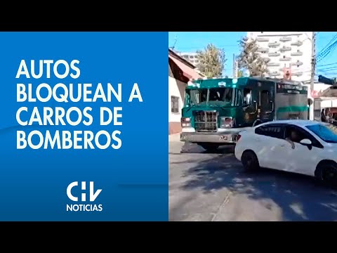 PIDEN SOLUCIÓN | Fila de autos por local de comida impide que Bomberos puedan salir a emergencias