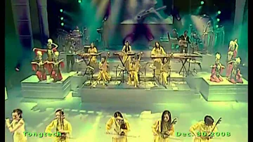 The Old 12 Girls Band 女子十二乐坊 Ganbazha Gambaja concert in Beijing