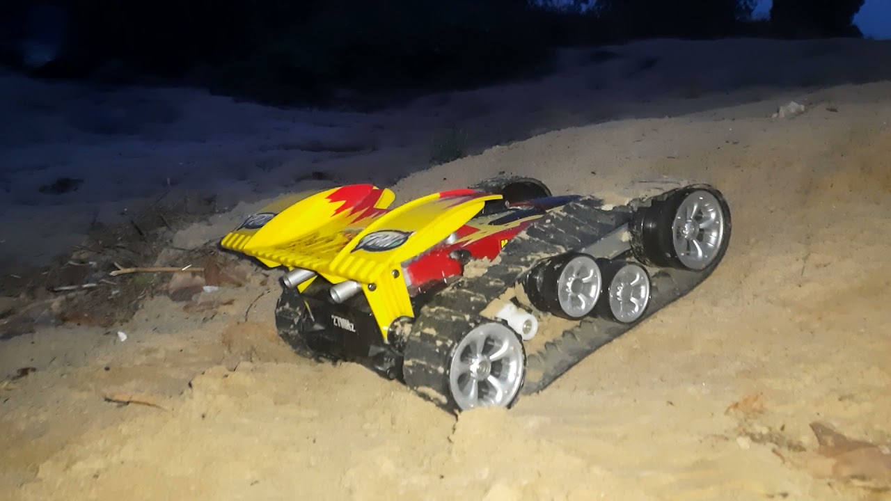 RC Tyco Dozer on the river beach/part1