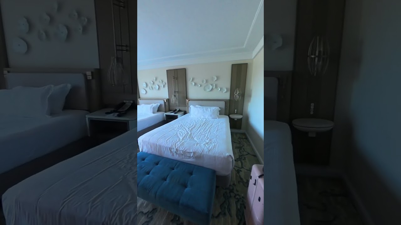 Royal Atlantis 2 Queen Terrace View Room Tour