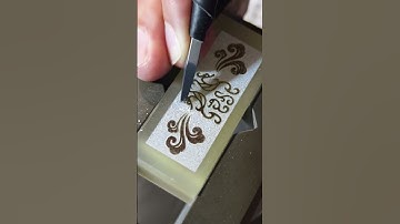 Well, it is flawless in every detail. #pendant #traditional Chinese style #engraving #bird-insect s