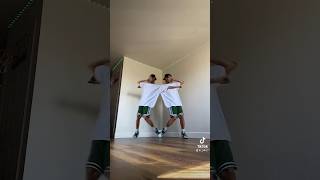 My twin joined in! 🕺🏽🕺🏽👀😅 #dancetutorials #dance #dancemoves #twins