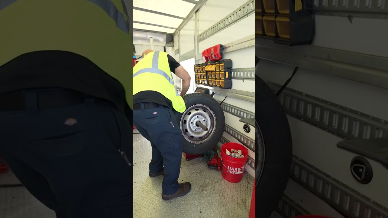 Day in the life of a mobile tire CEO 🚐💨