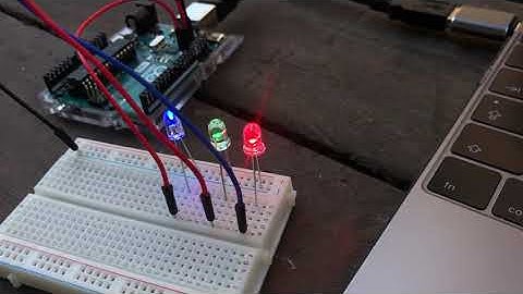 TUI Lab 1: Physical Computing, Blinking 3 LEDs | Arduino