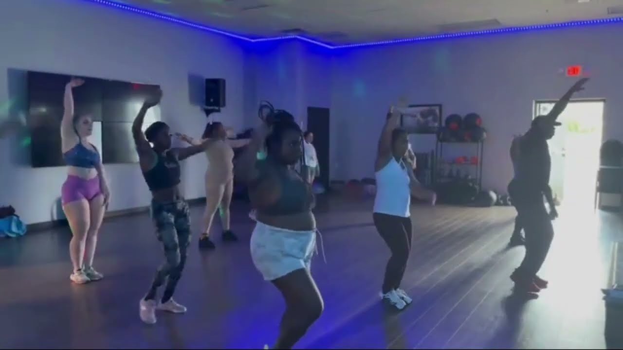 Yung Bleu, Chris Brown & 2 Chainz - Baddest | @bodyxhibitgroupfitness |#dancefitness #dance #groupdance