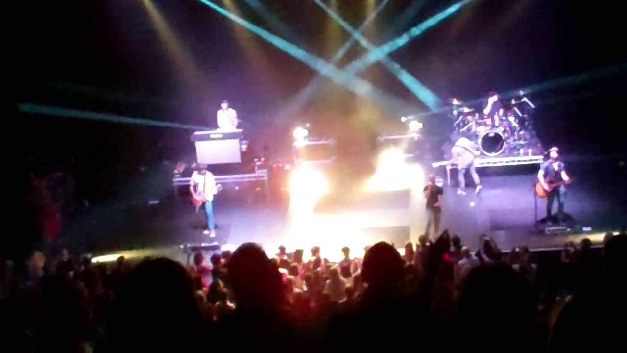 Daughtry Torches Live Hammersmith Apollo 2016 YouTube