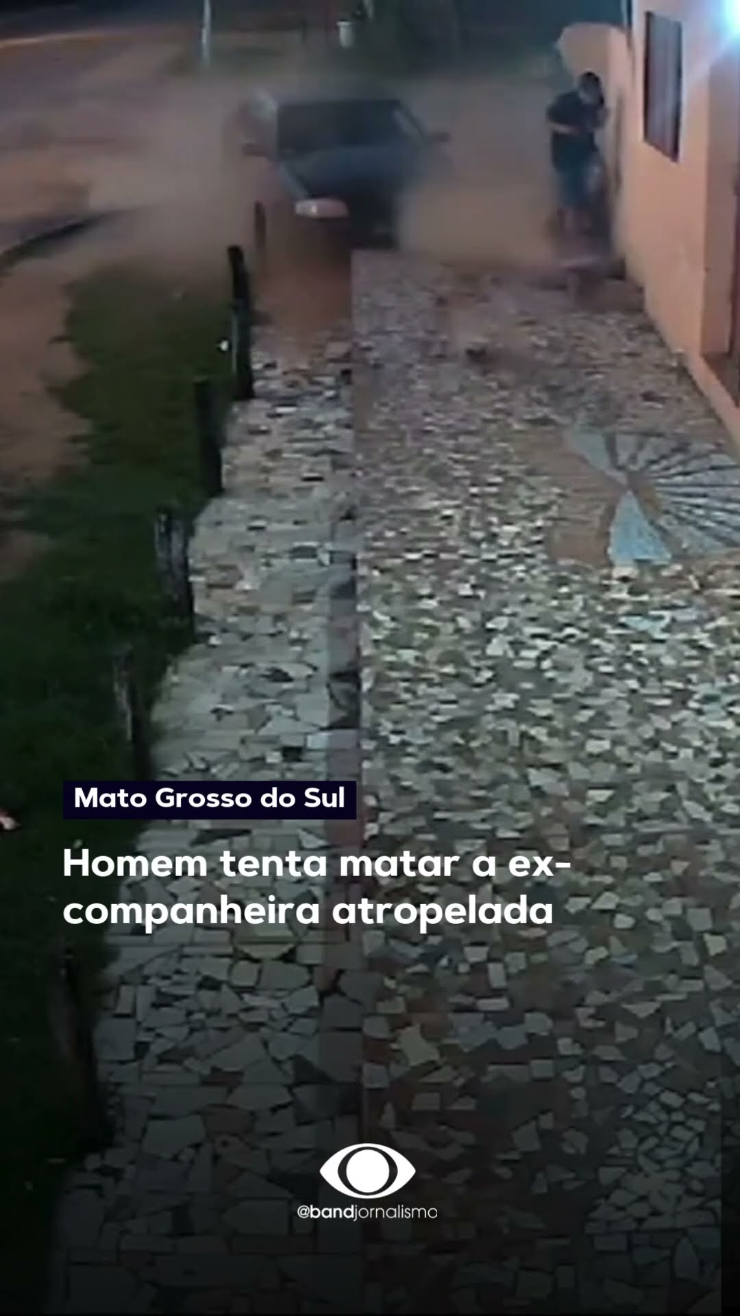 Homem tenta matar ex-companheira atropelada #shorts