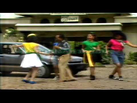 Gadis manja cinta karet