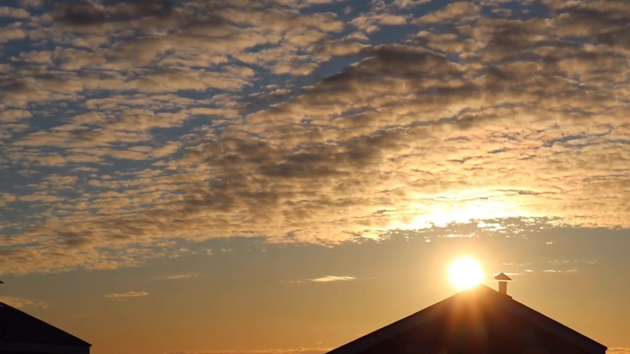 Закат с крыши дома