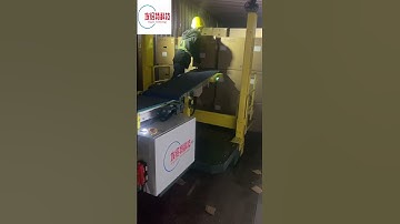 How to unload heavy boxes from a 40ft container SAFELY #conveyorsystem #conveyor #unloadingtruck