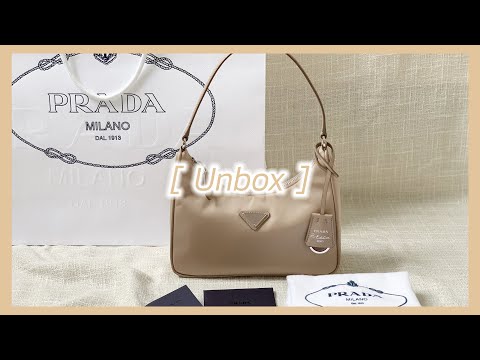 [ Unbox💕 ] เห่อ\u0026รีวิวกระเป๋าใหม่ Prada Re-Edition 2005 Re-Nylon mini bag จุของมั้ย? น่าซื้อหรือป่าว?