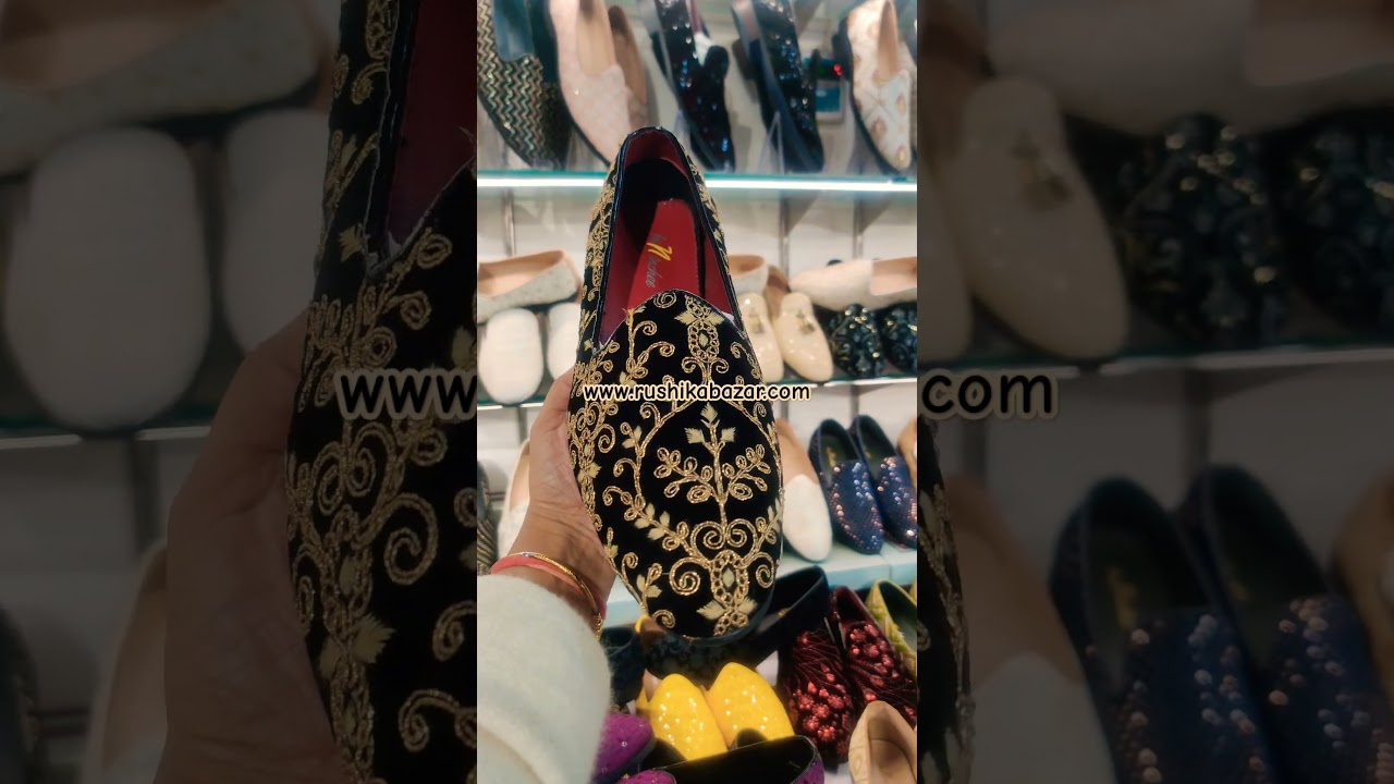 Traditional Footwear for Men 