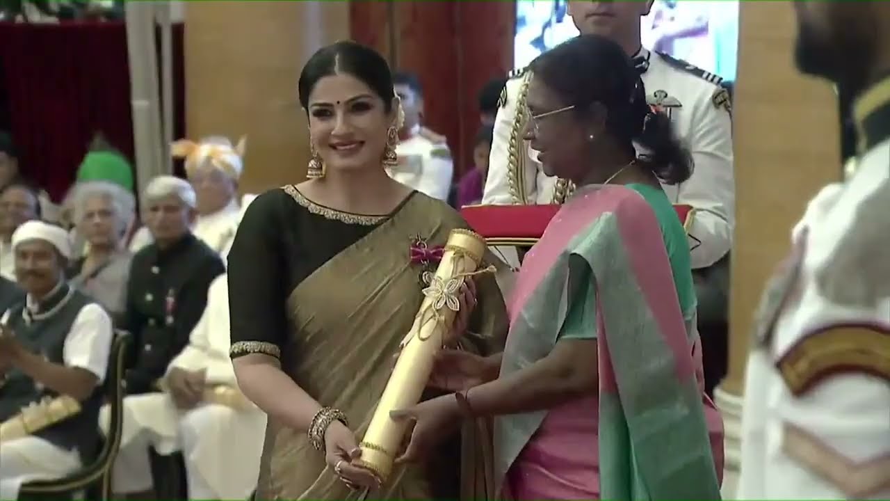 President Droupadi Murmu presents Padma Shri to Ms Raveena Ravi Tandon for Art