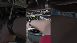 leftey loosey. #oilchange