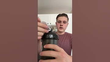 Trying the Sixstar Whey Triple Chocolate Protein Powder.