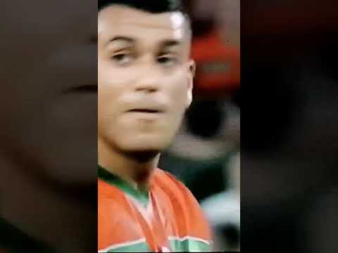 عندما تلاعب الأسد المغربي عز الدين أوناحي بدفاعات المنتخب الإسباني