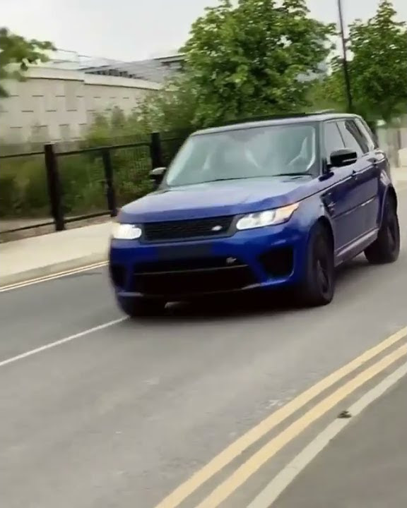Range Rover SDV8 (250kW) | 4K TEST DRIVE POV - V8 ENGINE SOUND & ACCELERATION