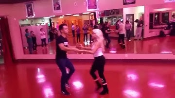 Salsa class in orange county at OC dance studio