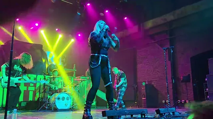 Eva Under Fire LIVE - Unstoppable