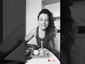 #EmmaMarrone festeggia con autoironia il suo 42° compleanno: "Tanti auguri a questa vecchia fracica"