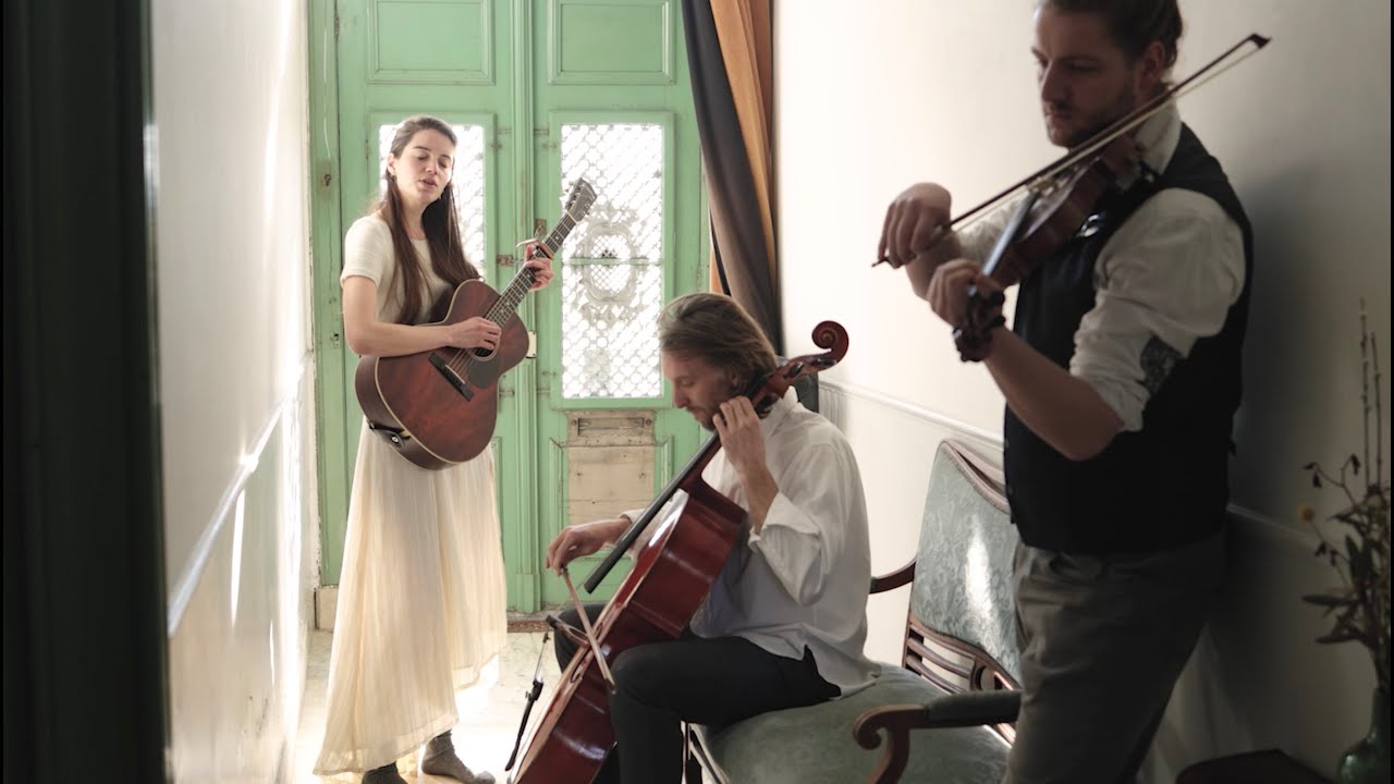 Ilse Oversier - Vulnerable (live)