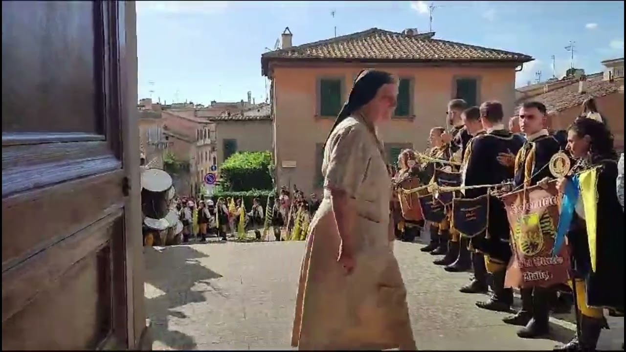 I minifacchini del centro storico raggiungono la basilica di S Rosa, 1 settembre 2023
