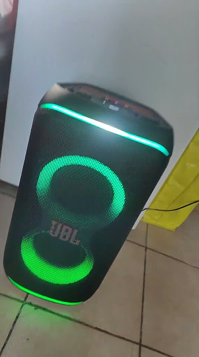 JBL partybox club 120 40% volume top quality sound and bass boost very loud