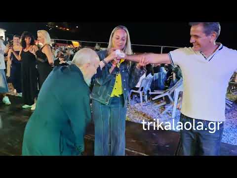 95χρονος ιερέας χορεύει λεβέντικα παραδοσιακούς χορούς Γιορτή Πέστροφας Παλαιοκαρυά Τρίκαλα 6-8-2025