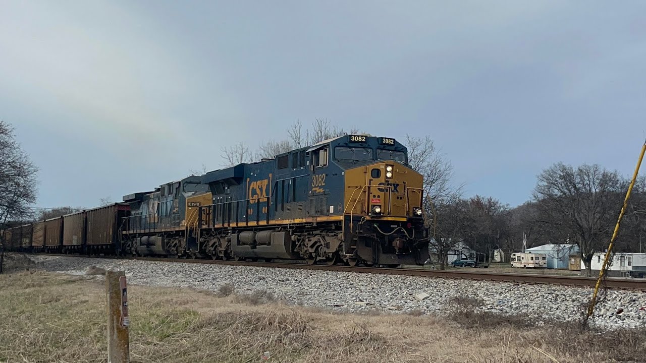 Train with a fresh DPU going through Fosterville, Tennessee ￼