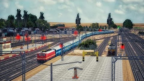 Karnataka Express||high speed||with wap4 locomotive||in msts open rails||Khandesh Route Video||