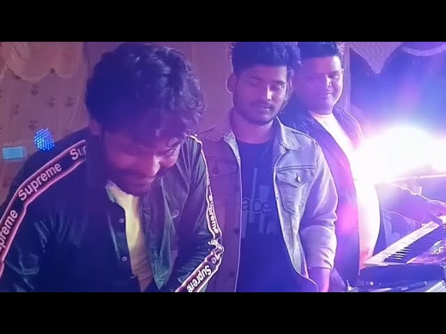 Umakant Barik playing🎹🎹🎸🎼 keyboard Rangabati sambalpuri song archestra #Umakantbarik#sambalpurisong