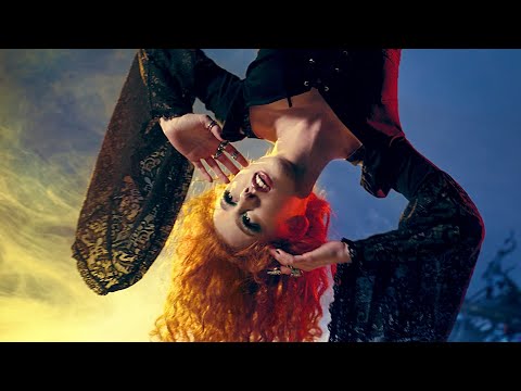 Naty Hrychová - Dneska nespim (Official music video)