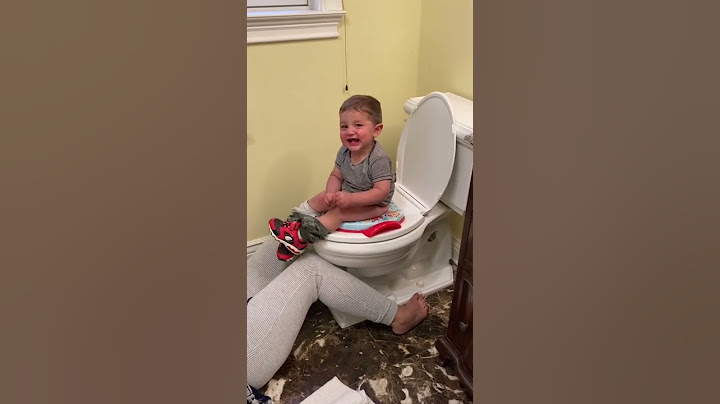 FUNNY POTTY TRAINING #pottytraining #pottytrain #potty #pottytrainingboys #pottytrain #potty #toilet