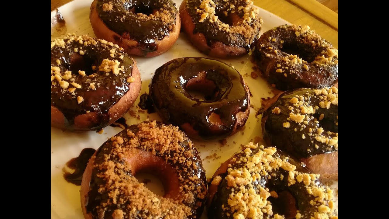 Easy & Quick Donuts Recipe//Homemade fried doughnuts//Chocolate glaze