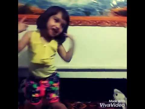 Özbek kızı Arzu dansı