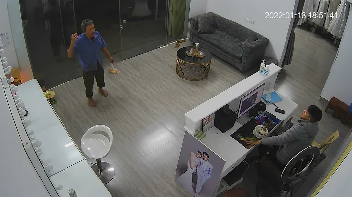 Guy Slams and Shatters Glass Door || ViralHog