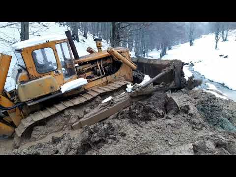 Old Caterpillar D8