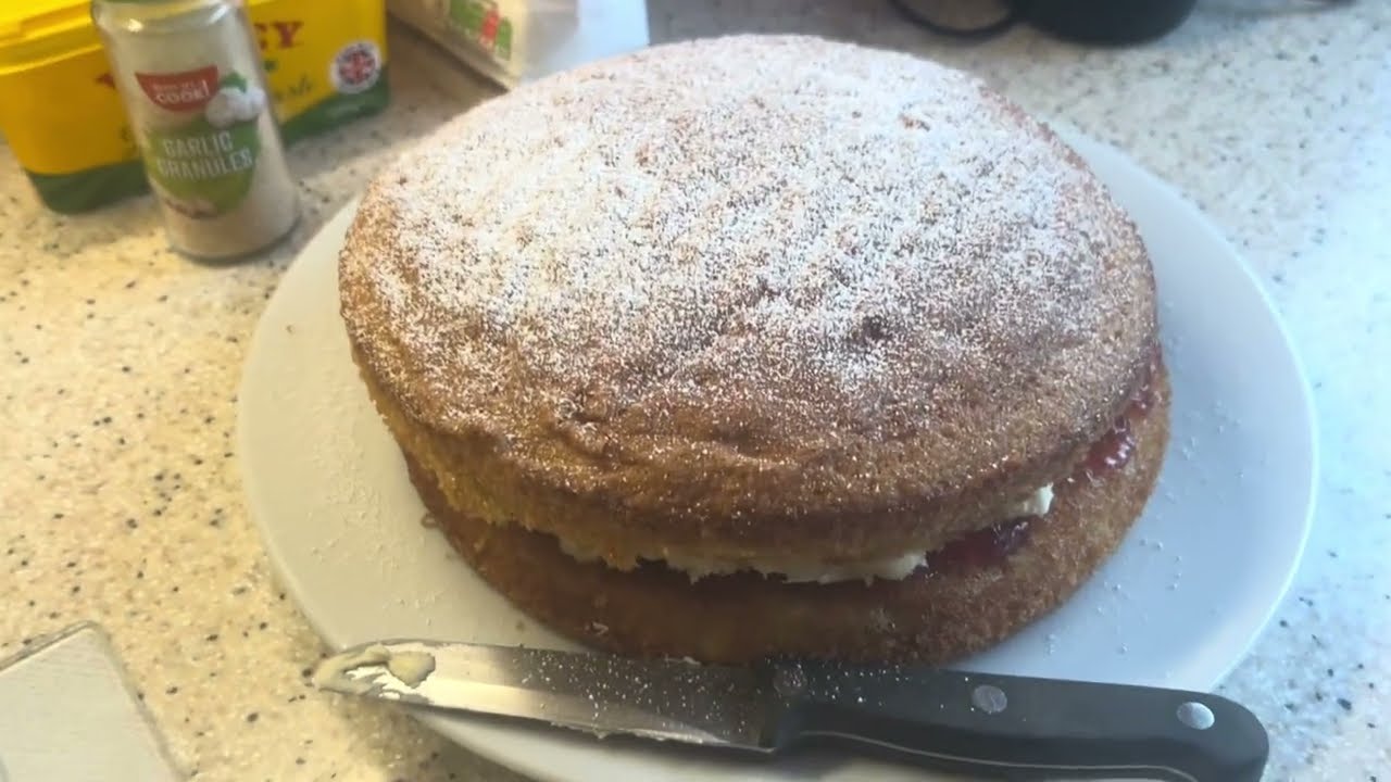 ШОППИНГ, ЖЕЛТЫЕ НАКЛЕЙКИ И НЕСКОЛЬКО НЕДАВНИХ УЖИНОВ